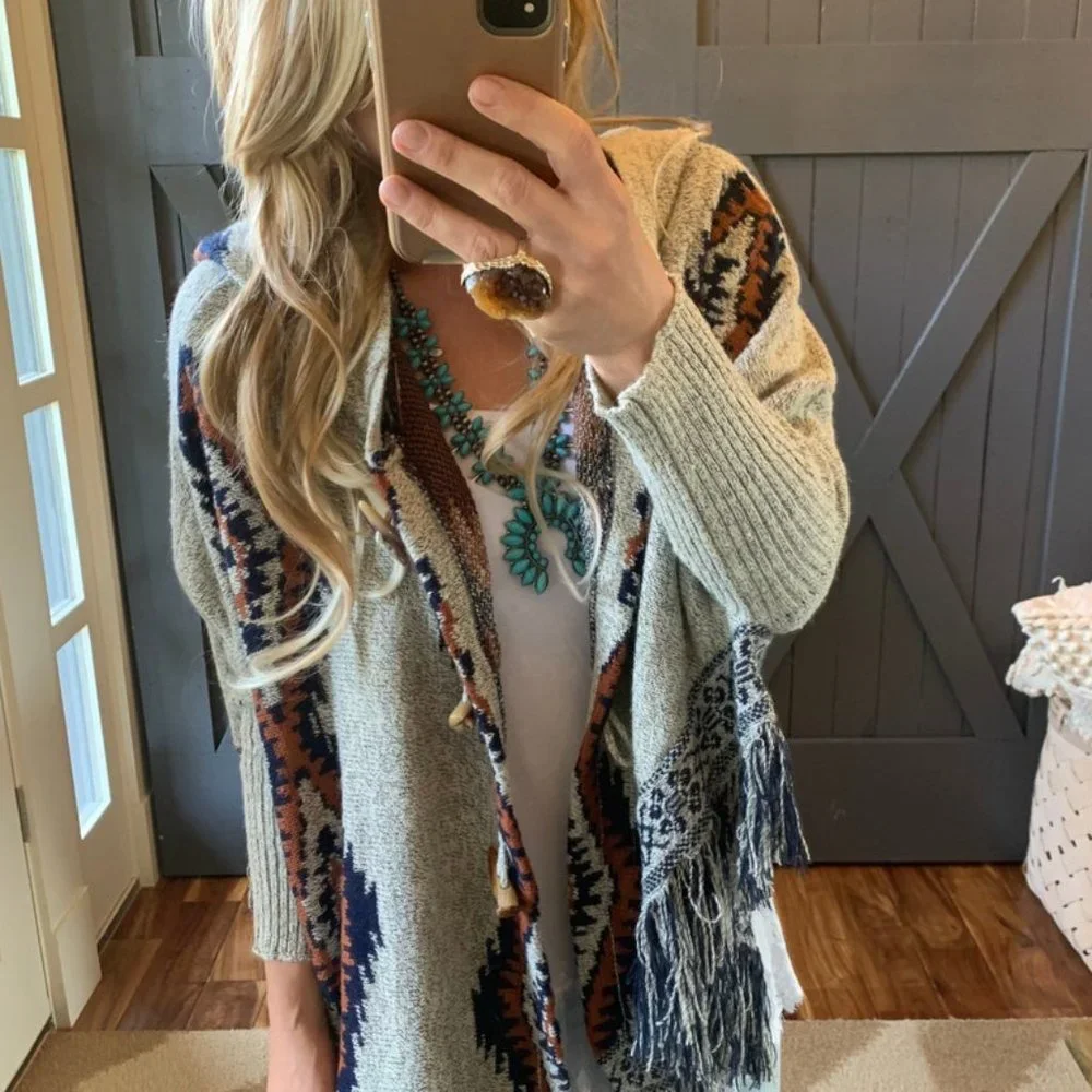 New Native Print Cowichan Blanket Cardigan Sweater - Picture 6 of 9